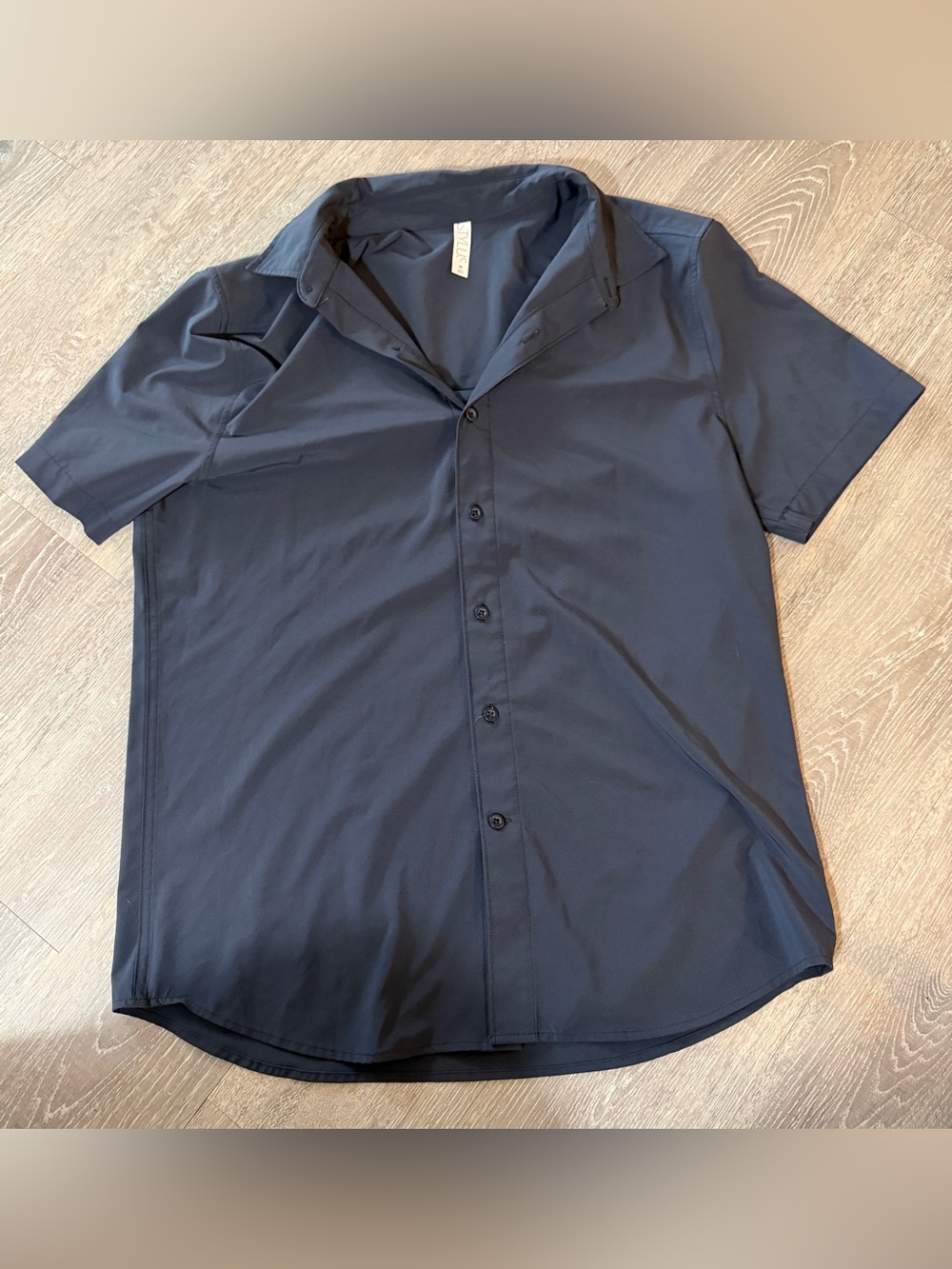 Stylus Men's Short Sleeve Button-Up Shirt - Black / Dark Navy - Size M